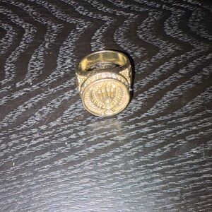 Elegant Gold and Silver Ring